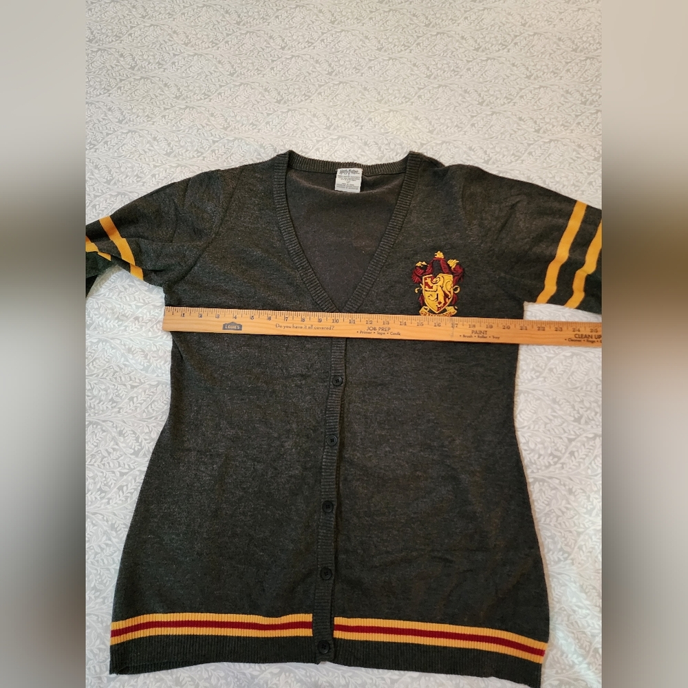 Harry Potter Gryffindor Women's Cardigan, Size 2XL - Picture 5 of 6